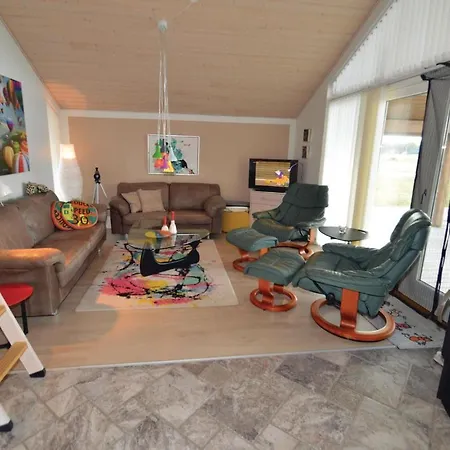 بيت للعطل Three-bedroom Holiday In Brovst